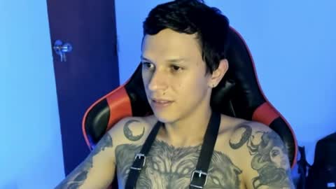 Snapshot of masterdave7 chatting on March 31, 11:49 pm Dave online show from March 31, 11:49 pm