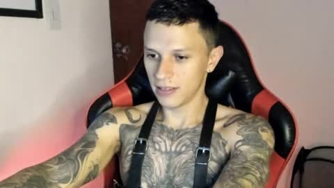 Snapshot of masterdave7 chatting on April 18, 9:15 pm Dave online show from April 18, 9:15 pm