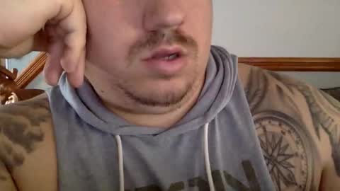 Snapshot of masterdutch44 chatting on November 1, 8:33 pm masterdutch44 online show from November 1, 8:33 pm