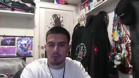 mastergoku945657 online show from June 4, 4:07 am