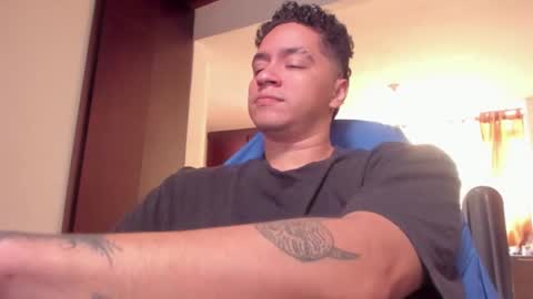 Juan Independent Model online show from February 22, 5:00 pm