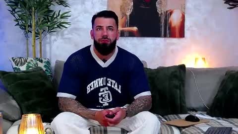 masterkingofmuscle online show from April 8, 6:46 am