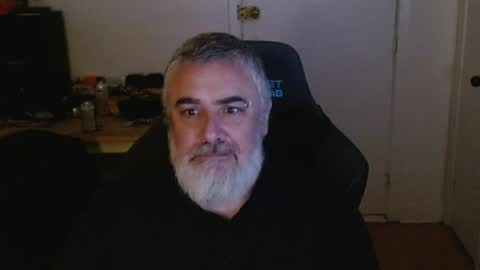 Snapshot of mastermcgirt chatting on June 13, 7:50 am Dave online show from June 13, 7:50 am