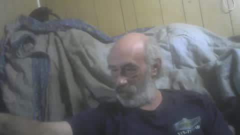 Snapshot of mastermichael24 chatting on February 25, 7:58 pm mastermichael24 online show from February 25, 7:58 pm