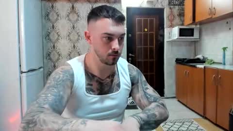 Snapshot of mastermusclejon chatting on March 10, 9:09 pm Jon online show from March 10, 9:09 pm