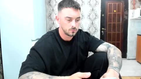 Snapshot of mastermusclejon chatting on May 20, 8:15 pm Jon online show from May 20, 8:15 pm