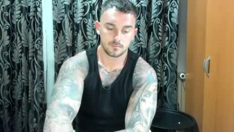 Snapshot of mastermusclejon chatting on June 24, 8:52 pm Jon online show from June 24, 8:52 pm