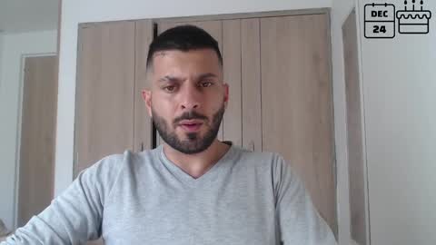   online show from December 19, 8:23 pm