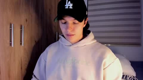 Snapshot of mastrangelo_x chatting on May 3, 3:34 am mastrangelo_x online show from May 3, 3:34 am