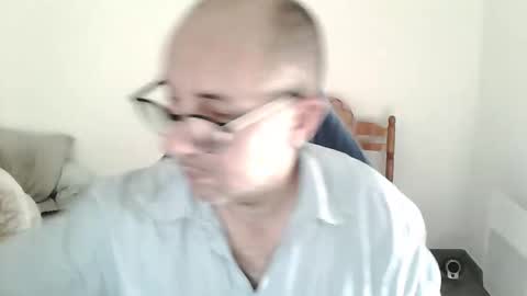 mat11efou online show from December 21, 1:18 pm