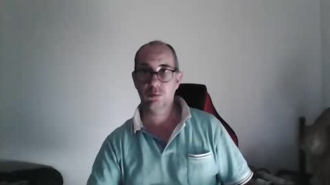 Snapshot of mat11efou chatting on April 30, 12:22 pm mat11efou online show from April 30, 12:22 pm