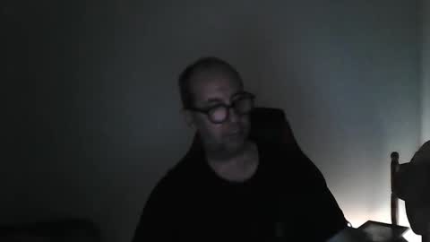 Snapshot of mat11efou chatting on May 1, 7:40 pm mat11efou online show from May 1, 7:40 pm