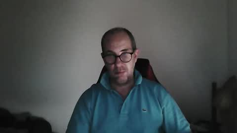Snapshot of mat11efou chatting on May 3, 9:59 am mat11efou online show from May 3, 9:59 am