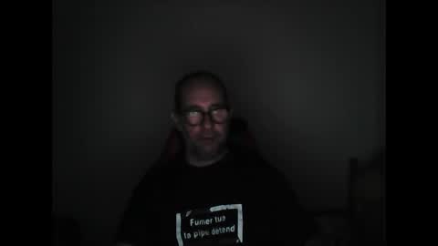 Snapshot of mat11efou chatting on May 6, 6:35 pm mat11efou online show from May 6, 6:35 pm