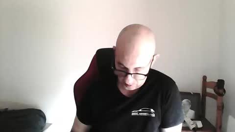 Snapshot of mat11efou chatting on May 10, 9:25 am mat11efou online show from May 10, 9:25 am