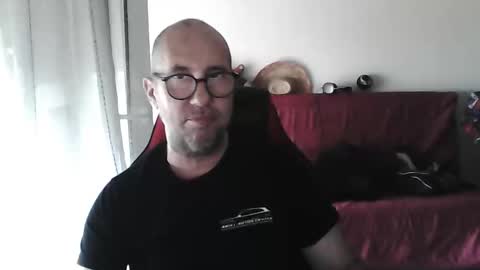 Snapshot of mat11efou chatting on May 20, 10:21 am mat11efou online show from May 20, 10:21 am