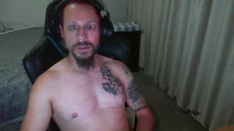 Snapshot of matchy666 chatting on December 23, 7:28 am Matchy online show from December 23, 7:28 am