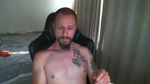 Snapshot of matchy666 chatting on January 4, 6:19 am Matchy online show from January 4, 6:19 am