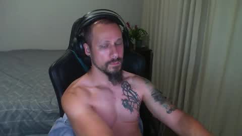 Snapshot of matchy666 chatting on January 6, 8:57 am Matchy online show from January 6, 8:57 am