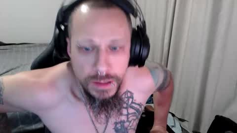 Snapshot of matchy666 chatting on October 27, 7:45 am Matchy online show from October 27, 7:45 am