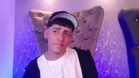 mateo mitchell online show from October 22, 4:57 am