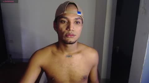 Snapshot of mateo_nick chatting on June 23, 7:12 pm Mateo and Noah online show from June 23, 7:12 pm