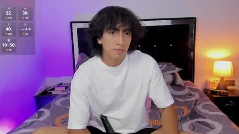 Snapshot of mateo_sweetie chatting on June 5, 9:09 pm Mateo online show from June 5, 9:09 pm