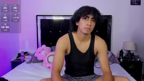 Snapshot of mateo_sweetie chatting on June 9, 11:16 pm Mateo online show from June 9, 11:16 pm