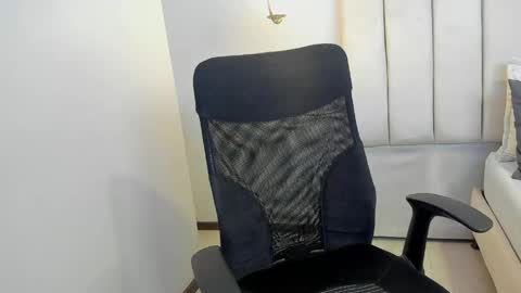 Snapshot of mateozar chatting on April 26, 1:47 am Mateo Zar online show from April 26, 1:47 am