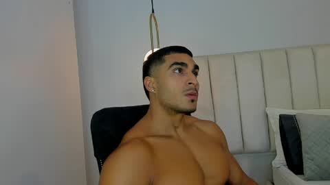Snapshot of mateozar chatting on June 8, 9:37 pm Mateo Zar online show from June 8, 9:37 pm