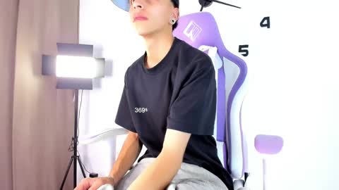 samuel online show from March 18, 12:19 pm