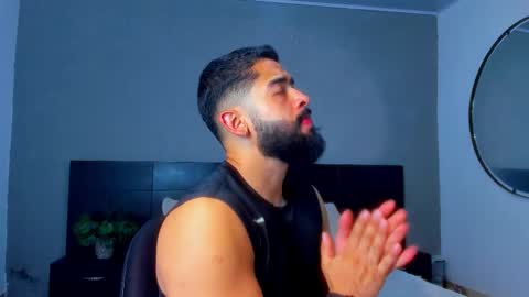 Mathew Flintt  online show from November 15, 10:48 pm