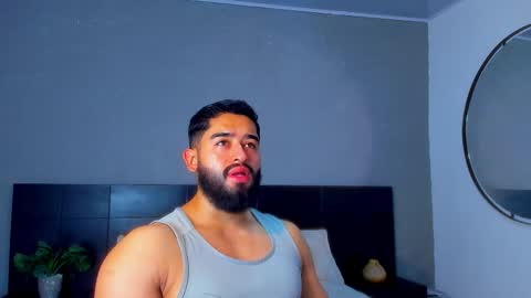 Mathew Flintt  online show from November 20, 9:36 pm