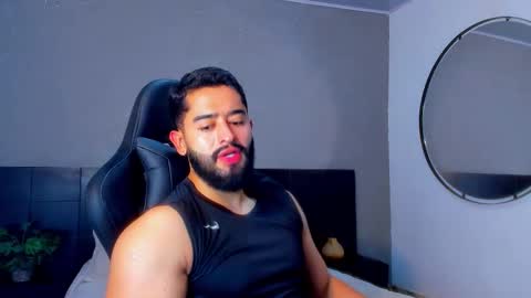 Mathew Flintt  online show from November 27, 10:01 pm