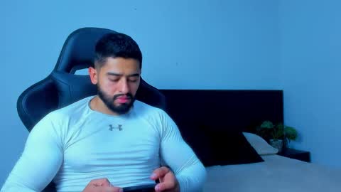 Mathew Flintt  online show from February 11, 12:48 am