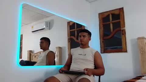 Snapshot of mathews__ chatting on November 12, 3:18 am mathews__ online show from November 12, 3:18 am