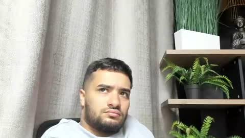 Snapshot of mathews_colton1 chatting on July 24, 12:25 pm Mathews online show from July 24, 12:25 pm