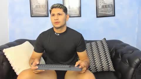 mathias cocks online show from September 16, 4:02 am