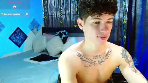     online show from April 7, 7:58 pm