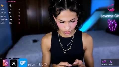 Snapshot of matiu_stonne chatting on October 18, 8:15 am Abby Bella online show from October 18, 8:15 am