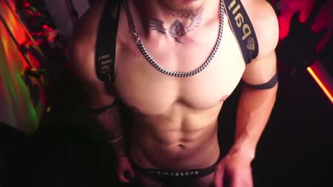 Snapshot of matiusdf chatting on April 18, 6:23 pm matius online show from April 18, 6:23 pm