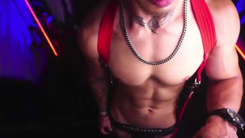 Snapshot of matiusdf chatting on April 19, 6:07 pm matius online show from April 19, 6:07 pm