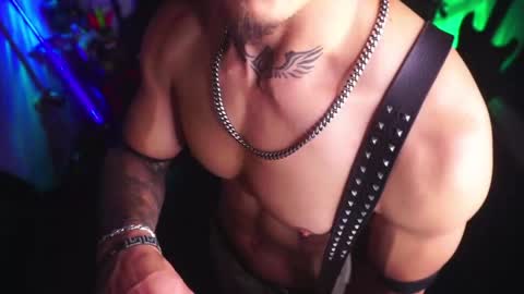 Snapshot of matiusdf chatting on April 22, 7:11 am matius online show from April 22, 7:11 am