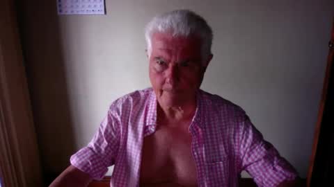 Snapshot of matlik chatting on September 25, 8:23 pm matlik online show from September 25, 8:23 pm