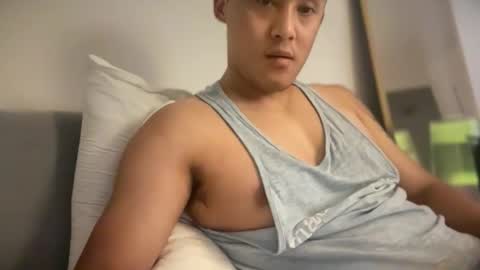 Snapshot of matoka33 chatting on February 9, 4:16 am Dad online show from February 9, 4:16 am