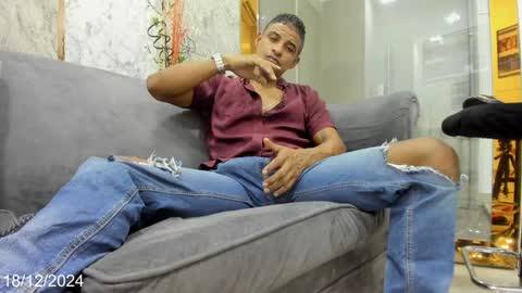 ANDRES online show from December 18, 12:40 pm