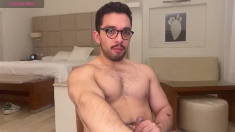 The Matt Leon online show from November 14, 1:04 am