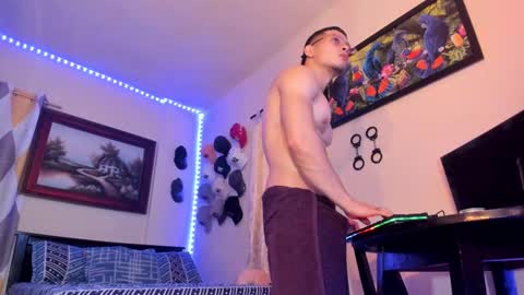 Master online show from September 12, 9:04 pm