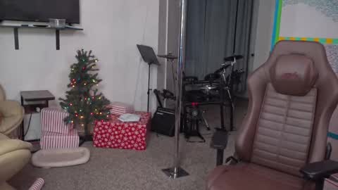 Snapshot of mattcashxxx chatting on December 7, 2:09 am Matt Cash online show from December 7, 2:09 am