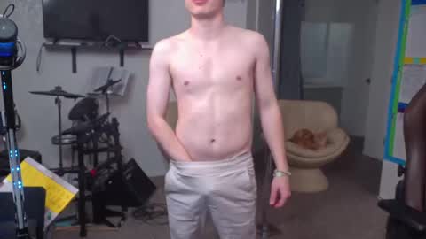 Snapshot of mattcashxxx chatting on January 24, 2:07 am Matt Cash online show from January 24, 2:07 am